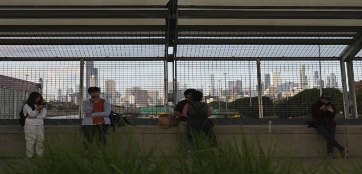 Alcalde de Chicago desafía plan de Trump que aumenta presencia de agentes federales en la ciudad