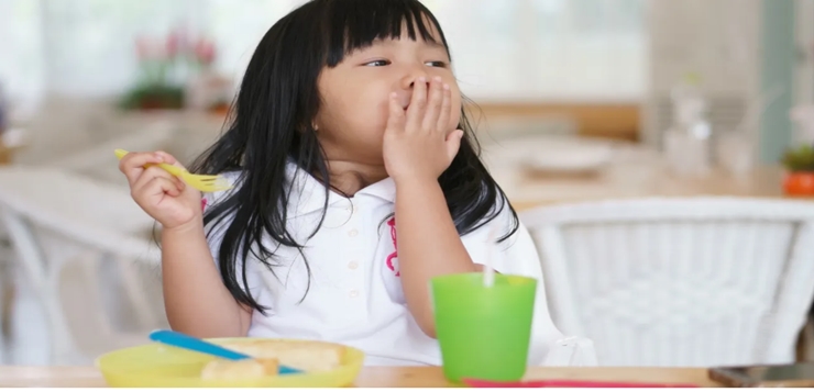 La amenaza invisible: exposición al plástico doméstico es un riesgo de salud para los niños