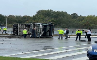 4 heridos deja choque de autobús RIPTA en Jamestown.