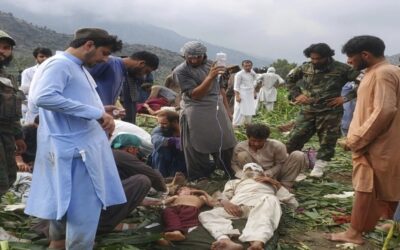 Un devastador terremoto destruye aldeas en Afganistán y deja 800 muertos, con 2.500 heridos