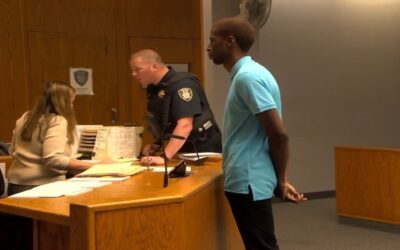 Hombre baleado por policía compareció en corte.