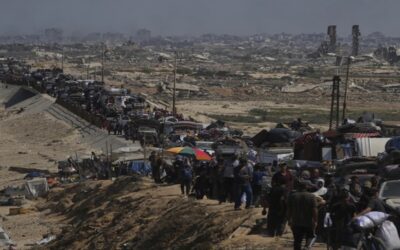 Israel inicia su ofensiva terrestre en Ciudad de Gaza en medio de huida de miles de palestinos