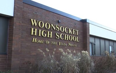 12 estudiantes Escuela Secundaria Woonsocket arrestados.