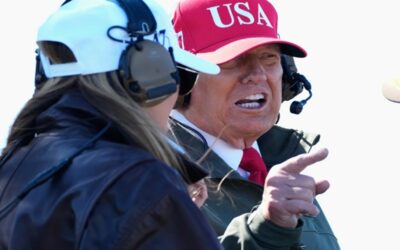 Trump confirma que atacó sexta narcolancha en el Caribe y sugiere operaciones por tierra
