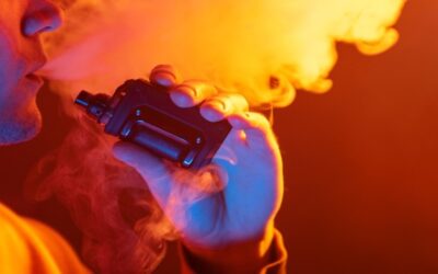 Consumidores de tabaco han disminuido, mientras que los de cigarrillo electrónico van en aumento, según la OMS