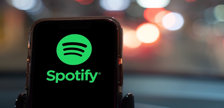 Usuarios de Spotify critican la emisión de anuncios de ICE y llaman al boicot en redes sociales