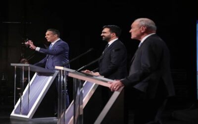Cuomo y Adams hacen campaña como “demócratas” y piden “rechazar el socialismo” de Mamdani