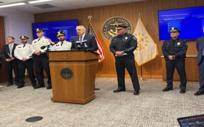 Fiscal General Neronha: fiscalía y departamentos de policía resuelven dos homicidios de los llamados “casos fríos”.