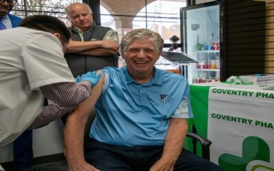 McKee y el Departamento de Salud de Rhode Island inician la campaña de vacunación de otoño