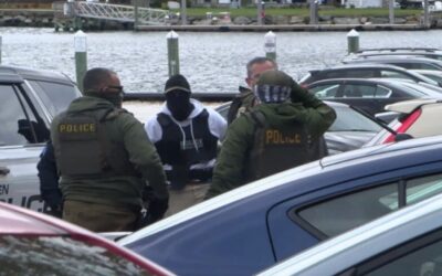 Manifestantes salen a las calles por presencia de ICE en Warren.