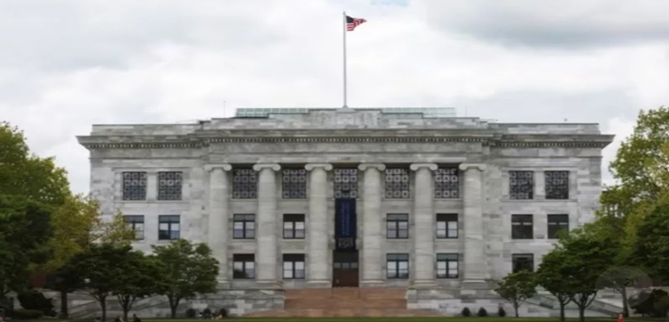 Investigan explosión aparentemente “intencional” en un edificio de la Universidad de Harvard; no hay reporte de heridos