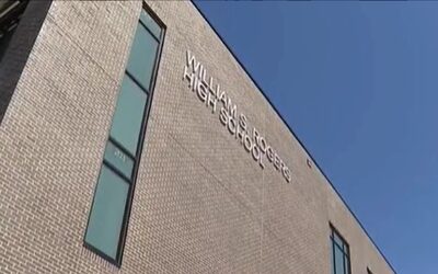 Dos estudiantes más de escuela en Newport arrestados con cargos de agresión a estudiante con necesidades especiales.