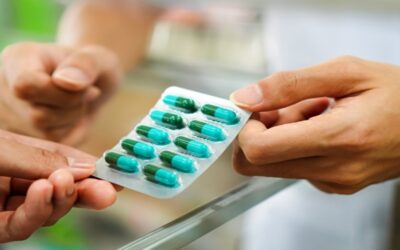 El “por si acaso” no es la vía: la automedicación y uso irresponsable de antibióticos fortalecen las bacterias