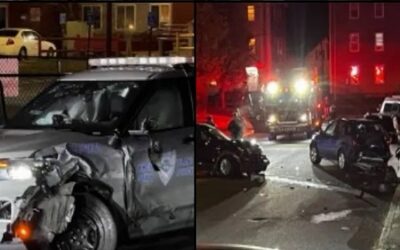 Patrulla Policía Estatal RI involucrada en accidente automovilístico múltiple.