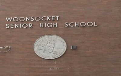 Tres adolescentes arrestadas por pelea en Escuela Secundaria Woonsocket.