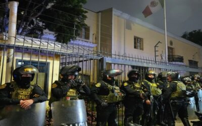 Congreso peruano declara persona non grata a presidenta de México tras asilo a exprimera ministra