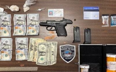 Policía Woonsocket arresta a dos personas con cargos de drogas y armas.