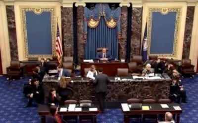 Senado aprueba el proyecto de ley para reabrir el Gobierno con el voto de ocho demócratas que se unieron a republicanos