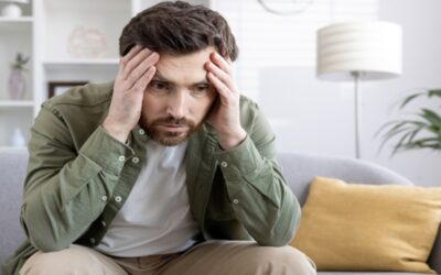 Consejos que pueden ayudarte a superar la ansiedad social en encuentros de Navidad y Año Nuevo