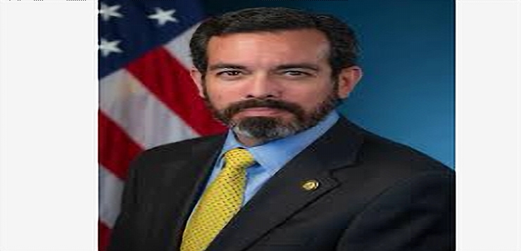 Universidad Brown contrata a ex fiscal federal Zachary Cunha.