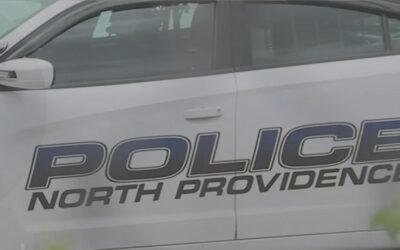 Dos hombres arrestados por supuesta agresión a su hermano hospitalizado.