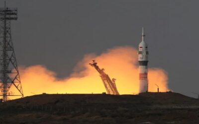 Rusia lanza tres satélites iraníes, según medios estatales
