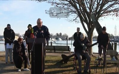 Celebran Día del Recuerdo de Pearl Harbor en North Kingstown.