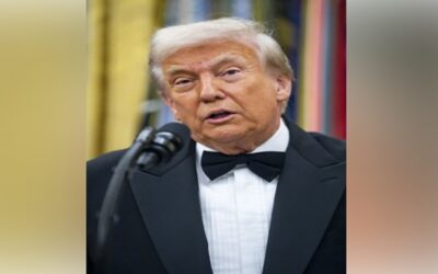 Trump lanza el portal de la tarjeta dorada para millonarios que quieran residir en EE.UU.