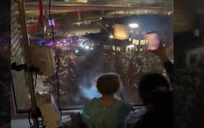 “Good Night Lights” celebra 10 años iluminando a los pacientes del Hospital Infantil Hasbro.