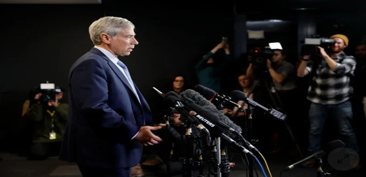 Barry Pollack, abogado de Assange, luchará contra las acusaciones de narcotráfico de Maduro en EEUU