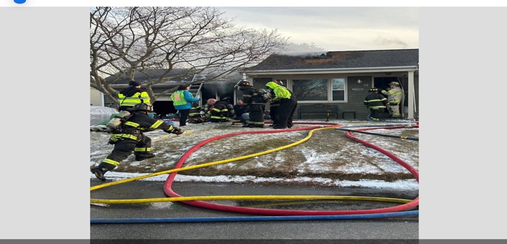 Incendio en Bristol deja 3 personas sin hogar.