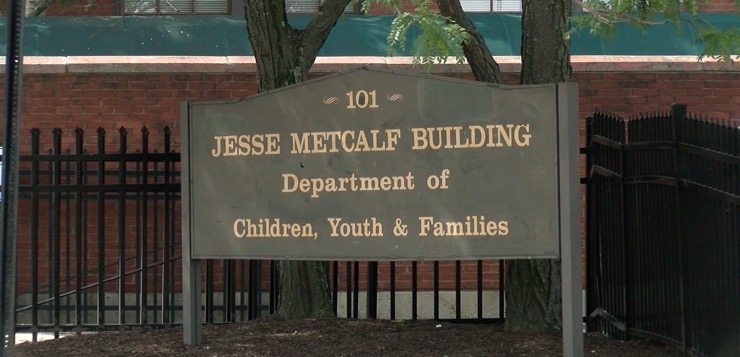 DCYF reporta deceso de un niño por maltrato.