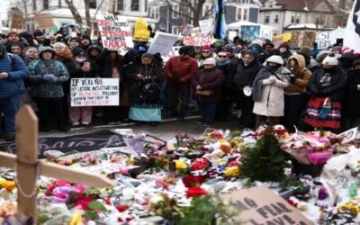 Miles protestan en EEUU por muerte de mujer a manos del ICE