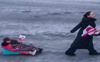 Republicanos y demócratas intentan frenar la agresión de Trump hacia Groenlandia.