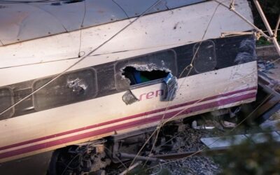 España inicia 3 días de luto por el accidente de tren mientras el número de muertos sube a 41