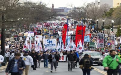 Marcha contra el aborto en Washington recibe el apoyo de Trump y recuerda a Charlie Kirk