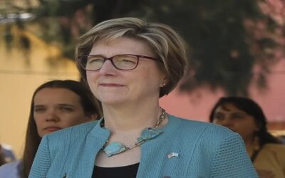 Laura Dogu llega a Caracas para reabrir misión diplomática de EEUU después de siete años