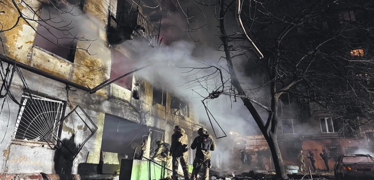 Un nuevo ataque ruso en Ucrania deja tres niños muertos