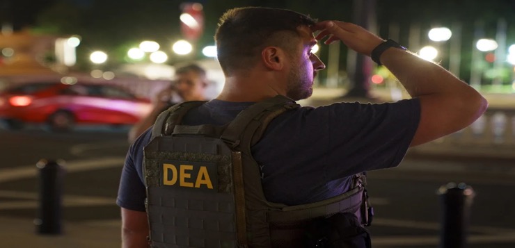 DEA anuncia reubicación de su personal tras cierre de su oficina en República Dominicana.