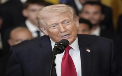 Trump asegura que Cuba está «desesperada» por hacer un trato