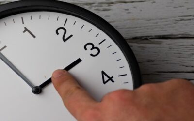 ¡Adelanto de relojes! Se viene el horario de verano, ¿cómo impacta esto tu salud?