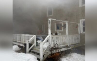 Incendio en South Kingstown deja 3 heridos.