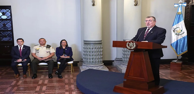 Guatemala comprará armas a EE.UU. tras el fin de un embargo militar de 47 años.