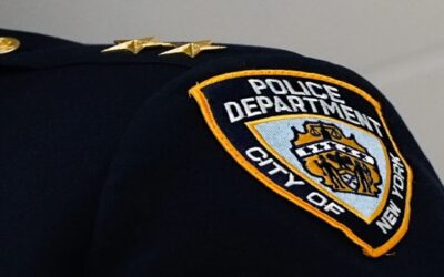 Policías de NY acusados de robar llave de burdel y asaltar a trabajadora sexual