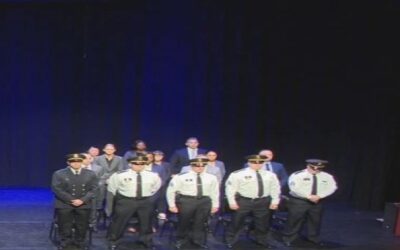 Departamento Policía Providence realiza ceremonia ascenso de 14 oficiales.