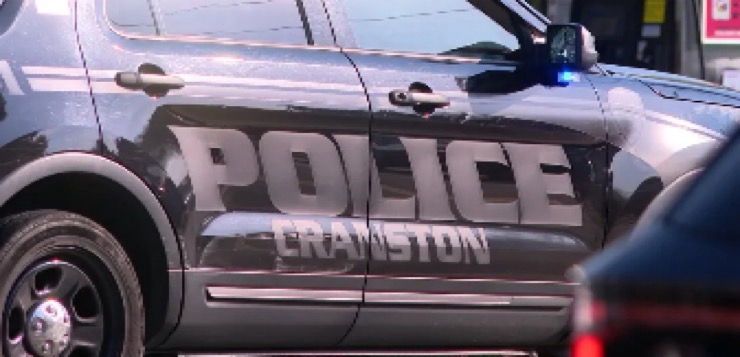 Conductora enfrenta cargos por choque que dejó dos heridos graves.