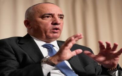 Diplomático cubano niega que liberar presos políticos sea parte de negociaciones con EEUU