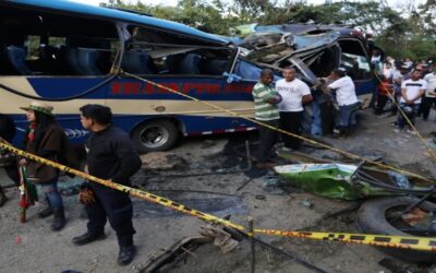 Sube a 14 cifra de muertos por ataque con explosivos tras oleada violenta en suroeste de Colombia