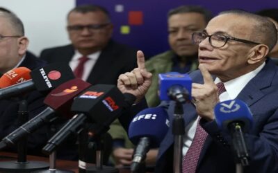 Opositor Rosales pide celebración de elecciones en Venezuela e insta a seguir plan de EEUU.