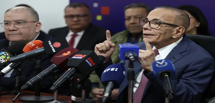 Opositor Rosales pide celebración de elecciones en Venezuela e insta a seguir plan de EEUU.